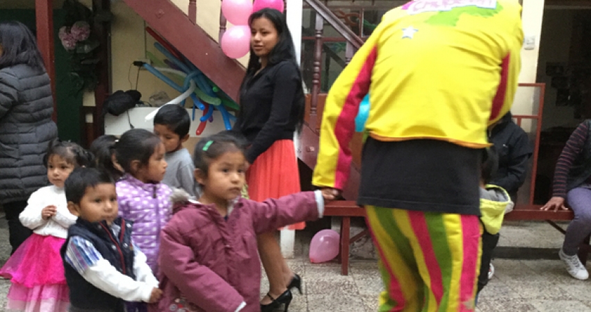 Volunteer in Ecuador Orphanage-Over 22000 Happy Volunteers Since 2006