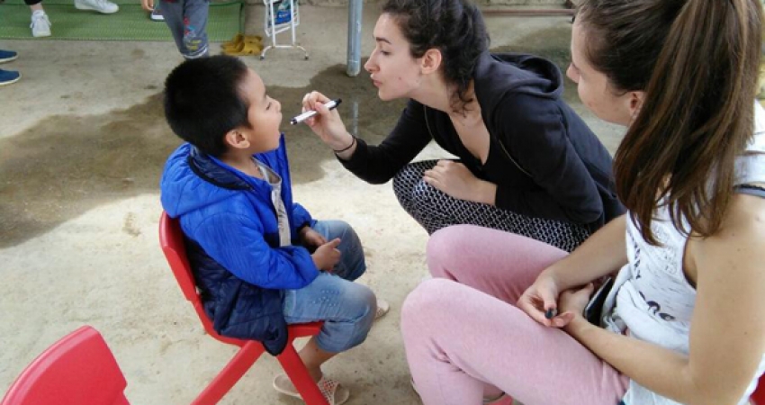 Volunteer With Children in Thailand-Trusted By 18000 Volunteers Since 1998