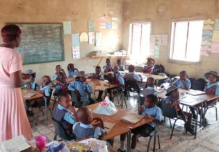 Volunteer Teaching English in Ghana-Trusted By 18000 Volunteers Since 1998