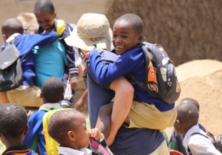 Volunteer with Underprivileged Children In South Africa-Trusted By 18000 Volunteers Since 1998