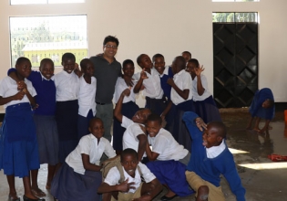Volunteer Teaching English in Uganda-Trusted By 18000 Volunteers Since 1998