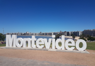Private Walking Tour in Montevideo