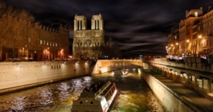 Paris Cruise + Illuminations tour