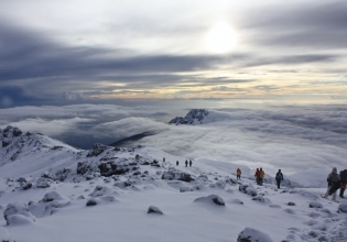 Machame Route 6 Days - Kilimanjaro Trekking