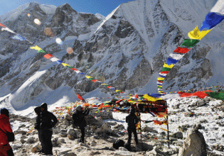 Manaslu Circuit Trek travel Package to your Vacation