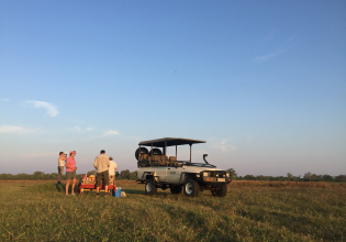 SHORT AND SWEET SAFARI