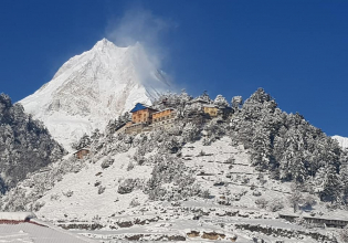 Manaslu Circuit Trek