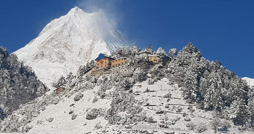 Manaslu Circuit Trek