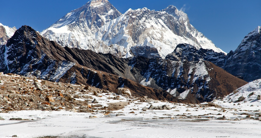 EVEREST BASE CAMP TREKKING IN NEPAL