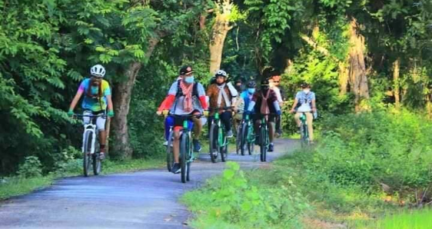 Biking Exploring in Angkor Complex 5days-4Nights