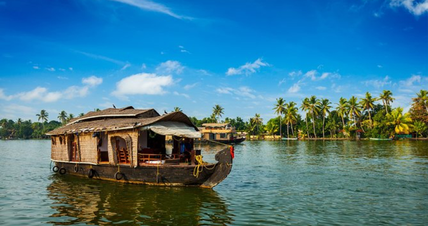 Kerala And Tamil Nadul Dreamscape Journey (South India) -- Semi Luxury Accommodation