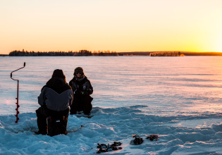 Experience Lapland – Ice Fishing