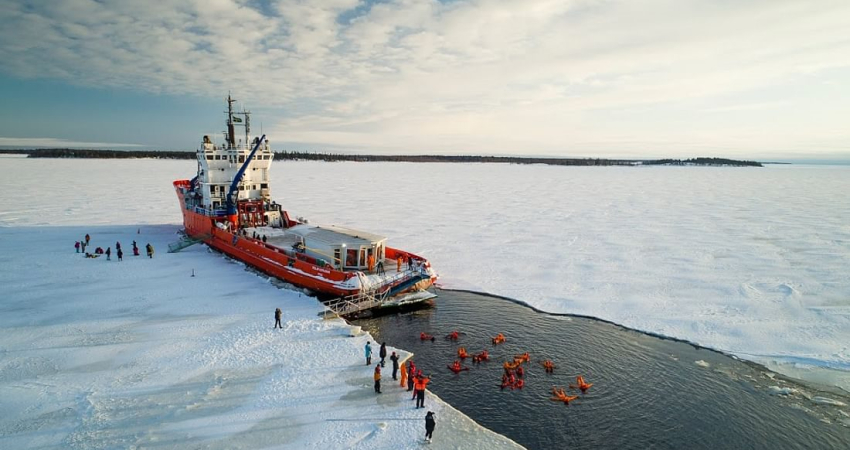 White Icebreaker Adventure