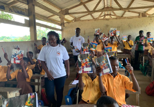 Volunteer as an English/ French tutor.