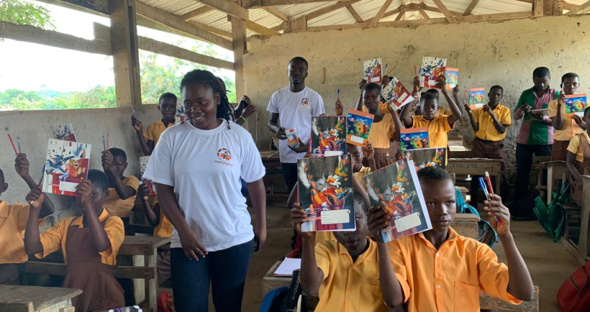 Volunteer as an English/ French tutor.