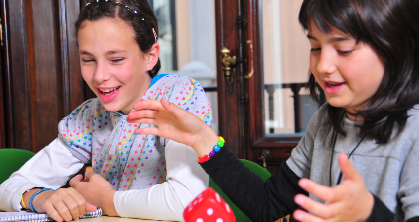 SPANISH URBAN CAMPS IN TANDEM (FROM 7 TO 12 YEARS OLD)