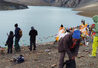Annapurna Circuit with Tilicho Lake and Poon Hill