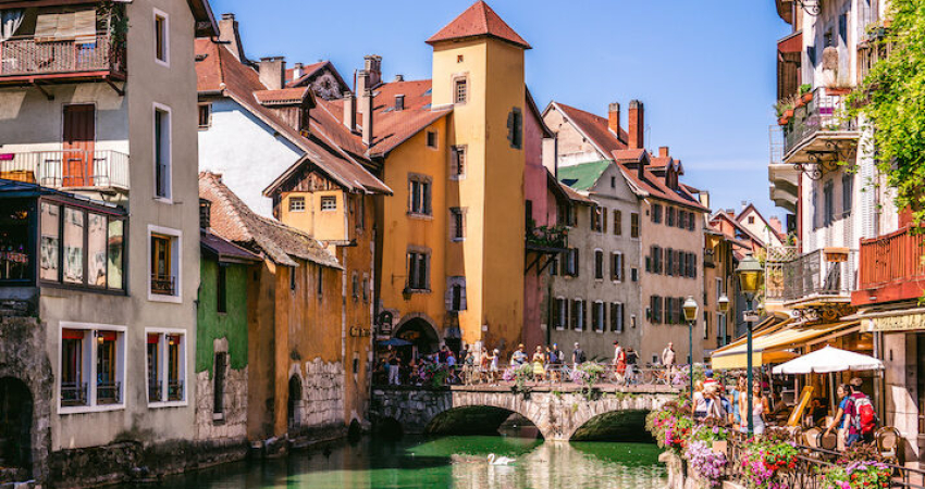 French Language and the Art of Living